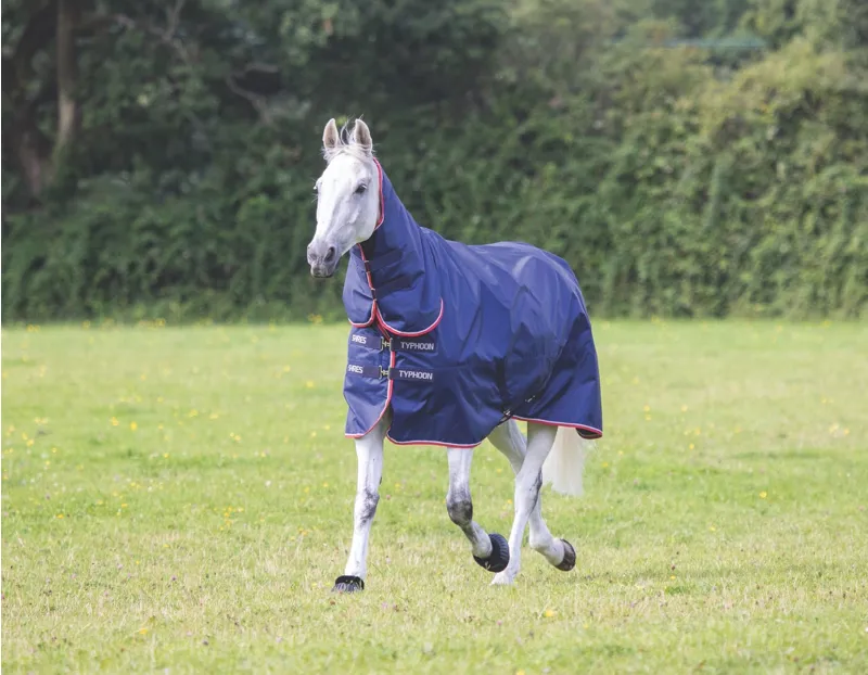 Shires Typhoon 100 Turnout Rug